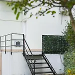 Center 4 - Way דירה טיראנה
