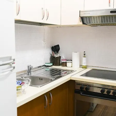 Center 4 - Way * Tirana