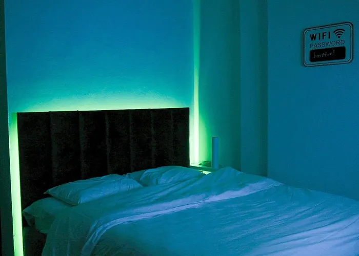 Center 4 - Way * Tirana