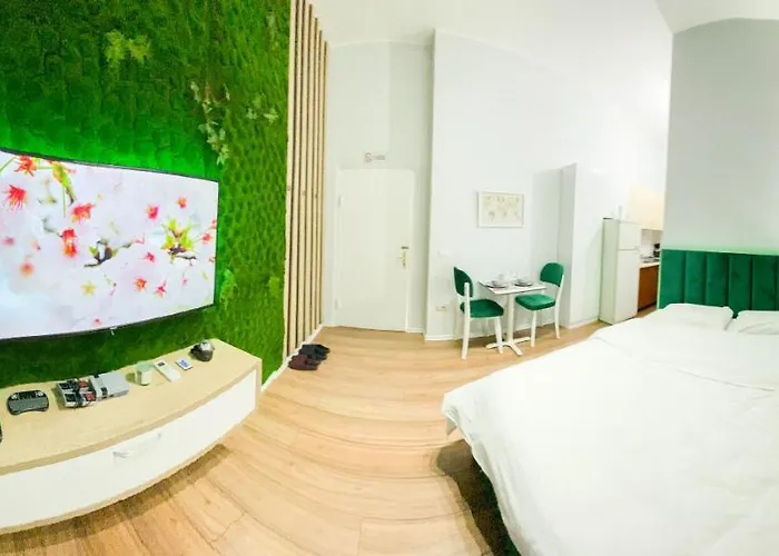 Center 4 - Way Apartmán Tirana